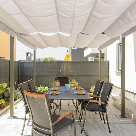 New, Private Heated Swimming Pool, Free Parking, Trogir Centar Apartment ภายนอก รูปภาพ