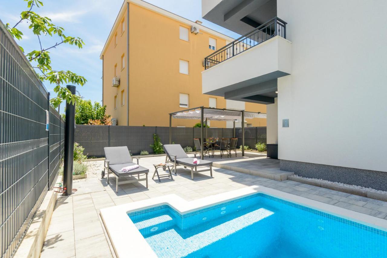 New, Private Heated Swimming Pool, Free Parking, Trogir Centar Apartment ภายนอก รูปภาพ
